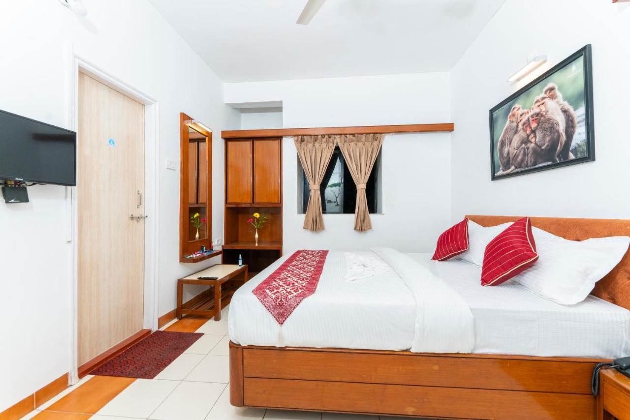 Hotel Green Field 萨塔拉 外观 照片