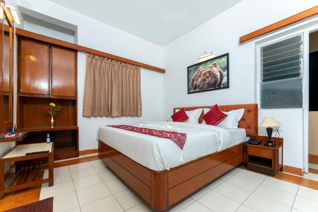 Hotel Green Field 萨塔拉 外观 照片